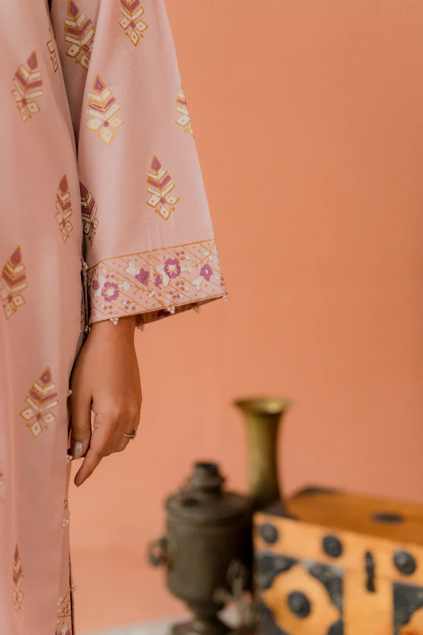 Gul E Shafaq