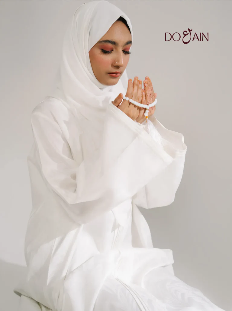 Jasmin Abaya