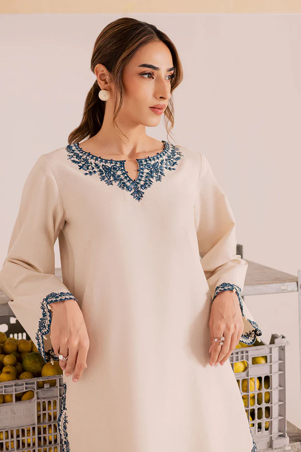 SAPPHIRE BEIGE