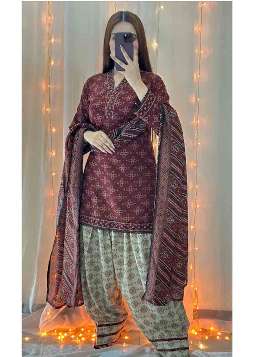 Ajrak Maroon