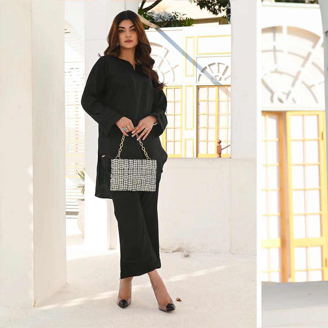 Midnight Elegance Black
