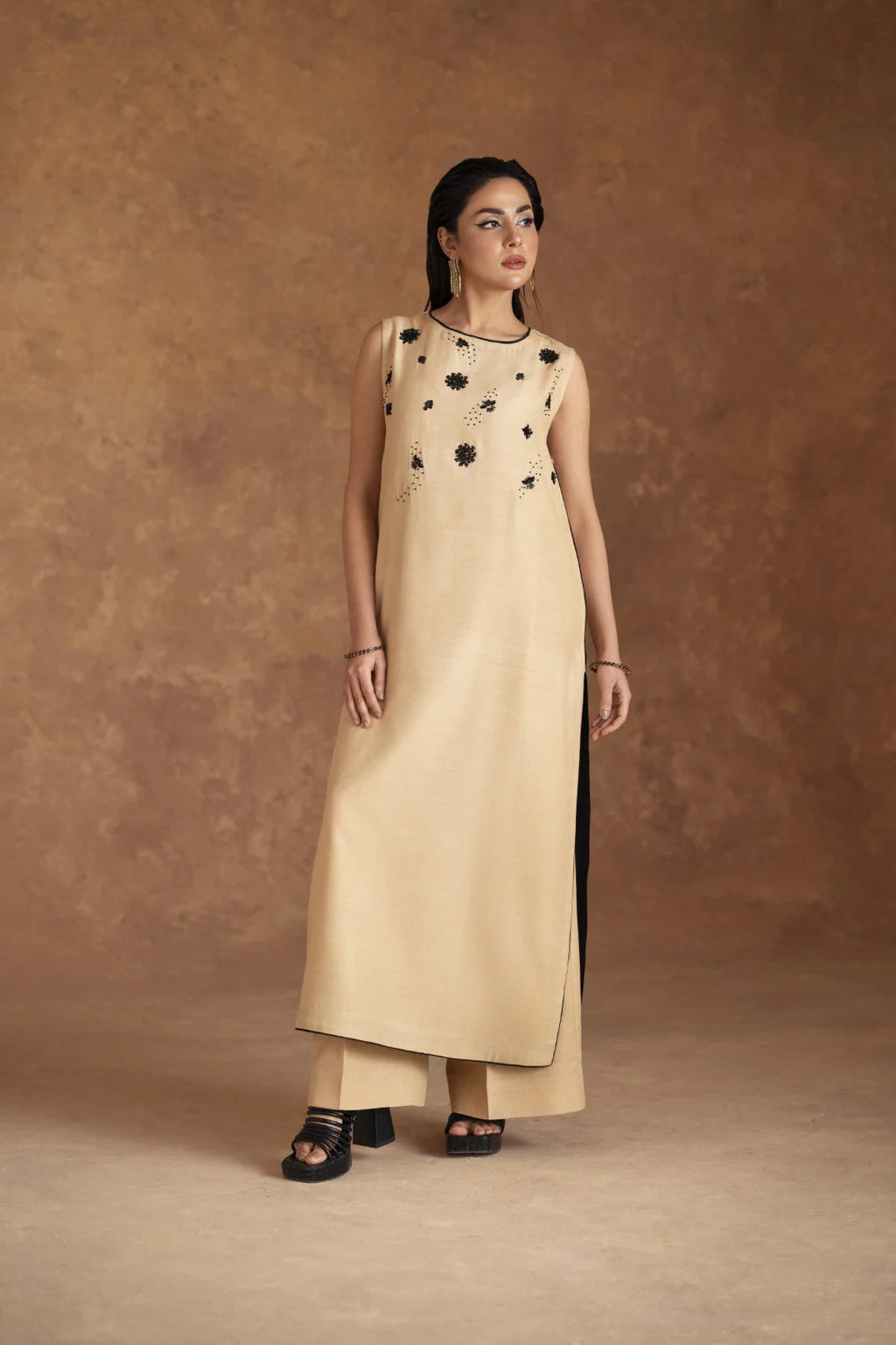 CALLA Embellished