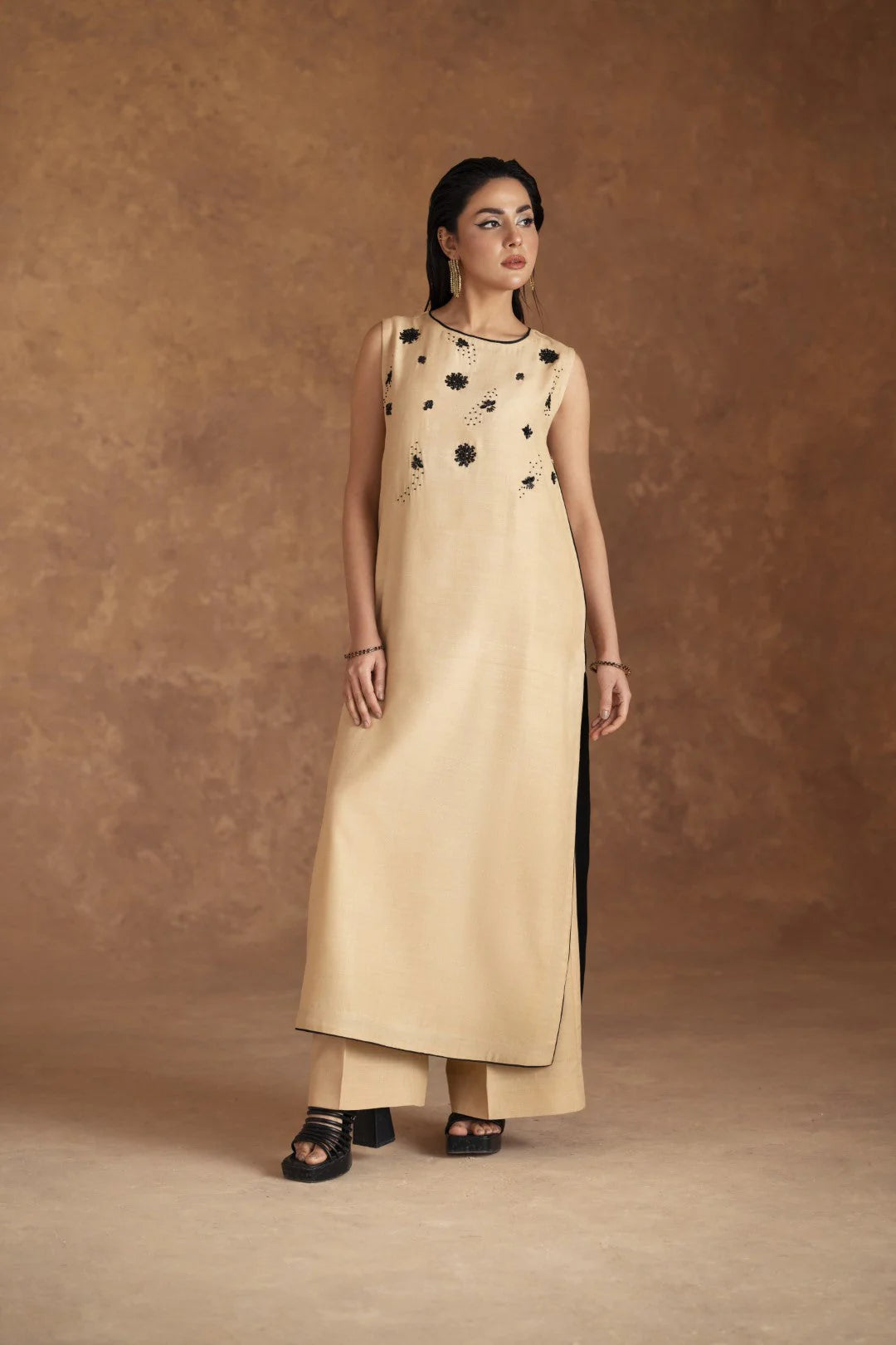 CALLA Embellished
