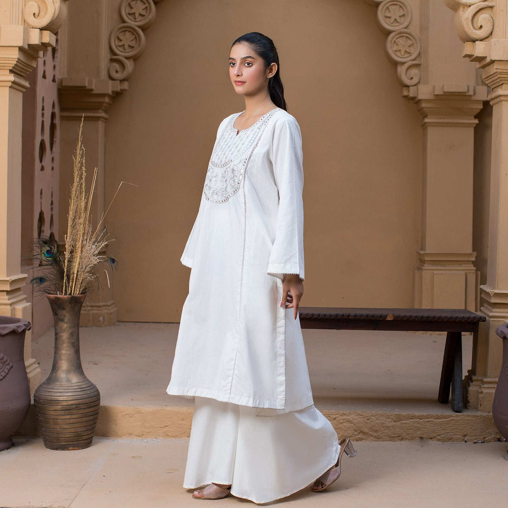 safeed kurta