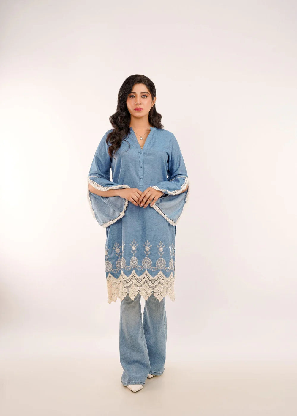 Stunner in Denim Plaidnpaisley