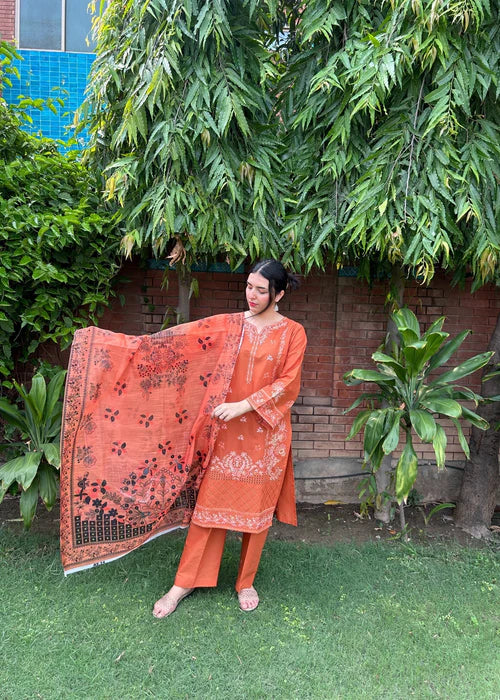 Attire Pret Rust