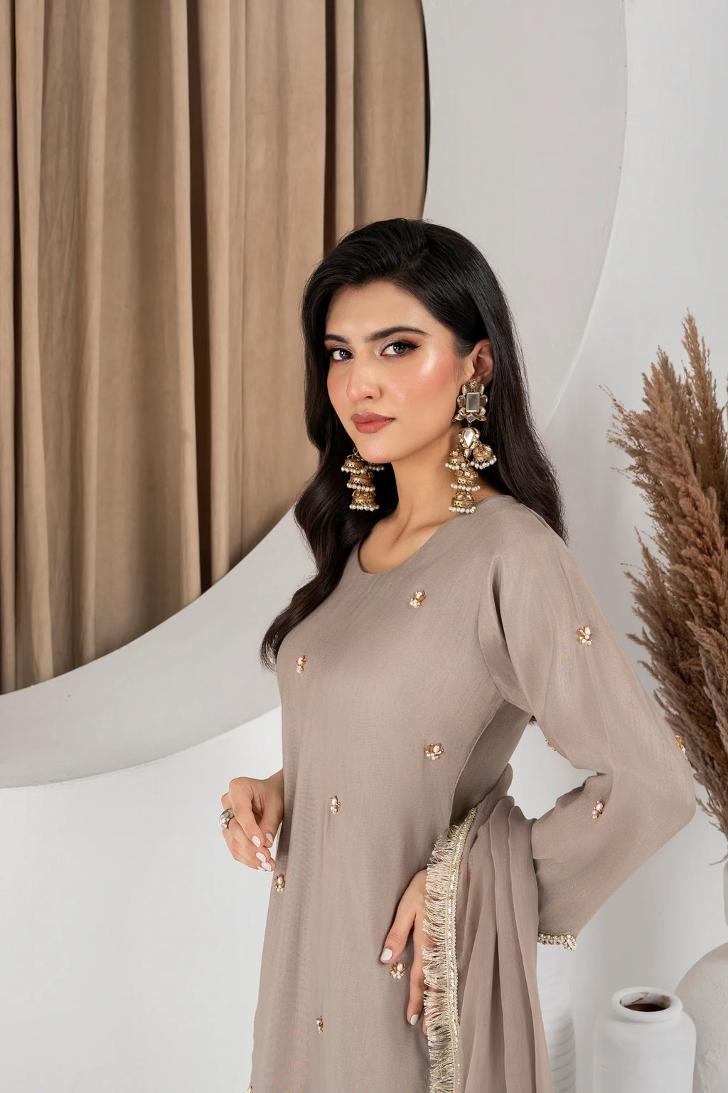 Lina Warm Taupe Beige