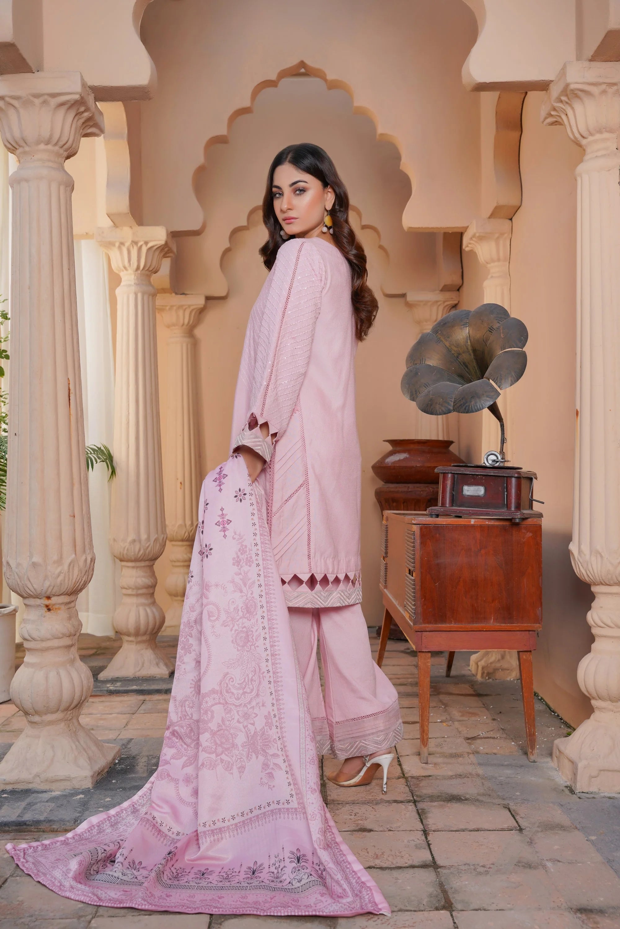 3 PC Embroidered Karandi Pret