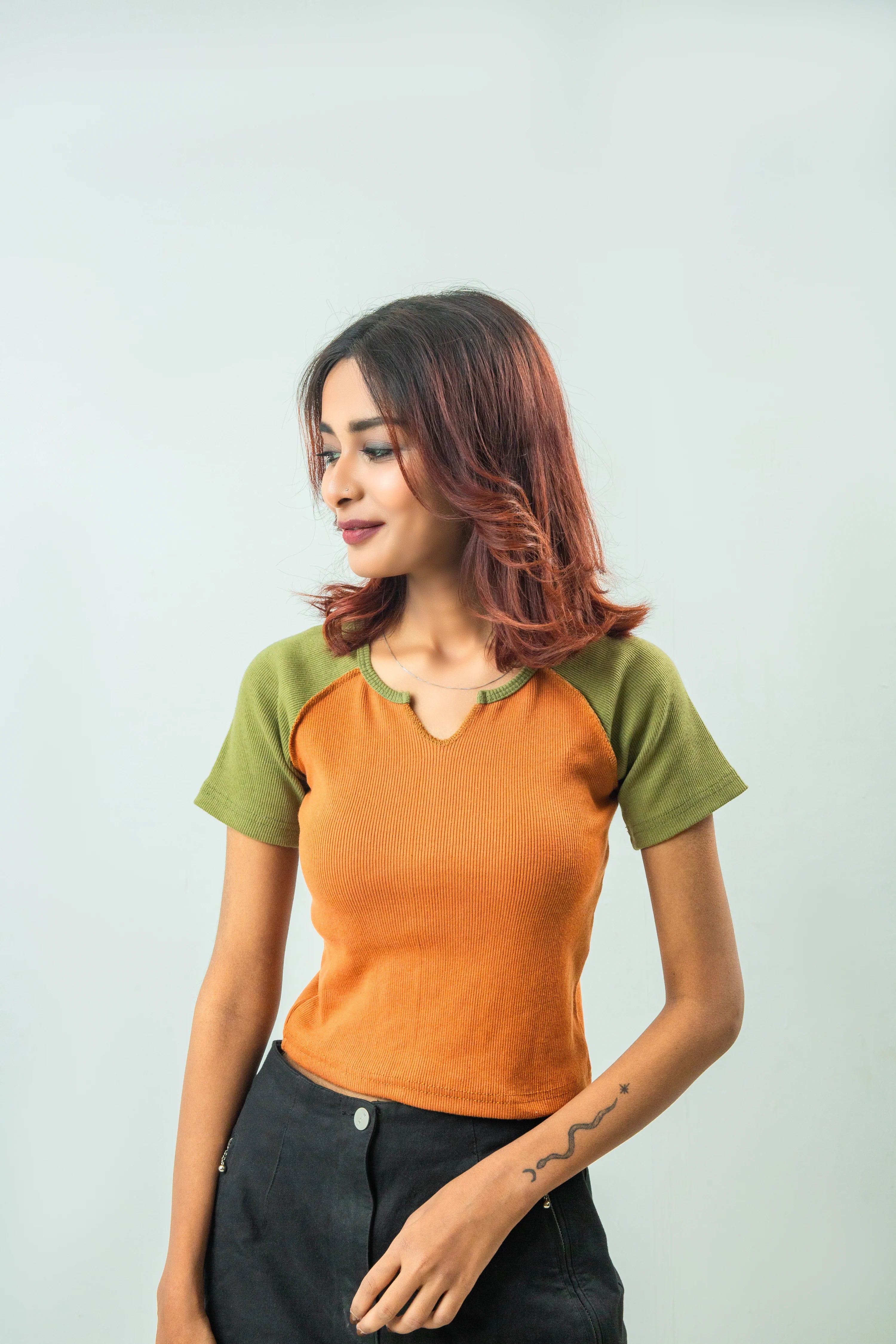 Notch Neck Reglan T Shirt