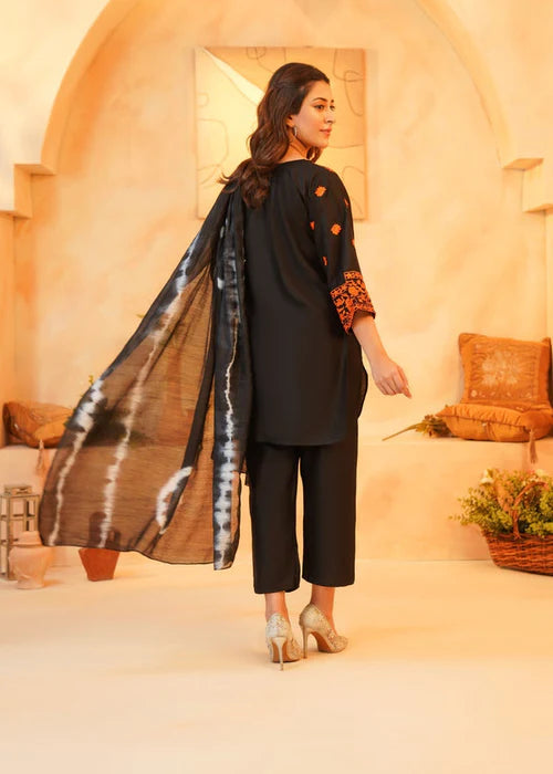 Uzma Midway Arts