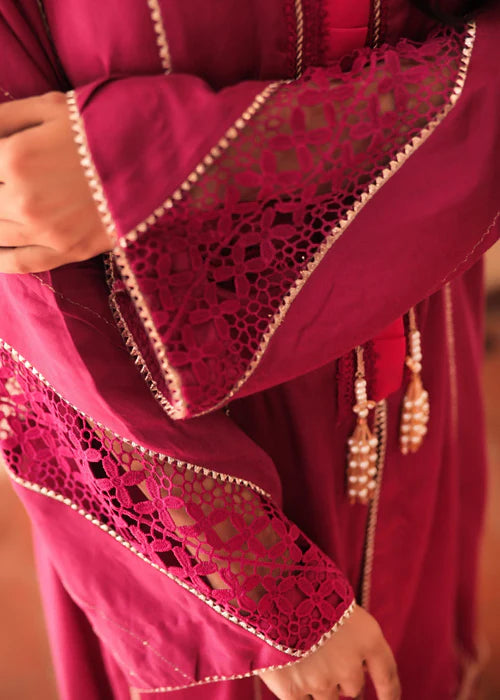 Yusra Ansari Zara