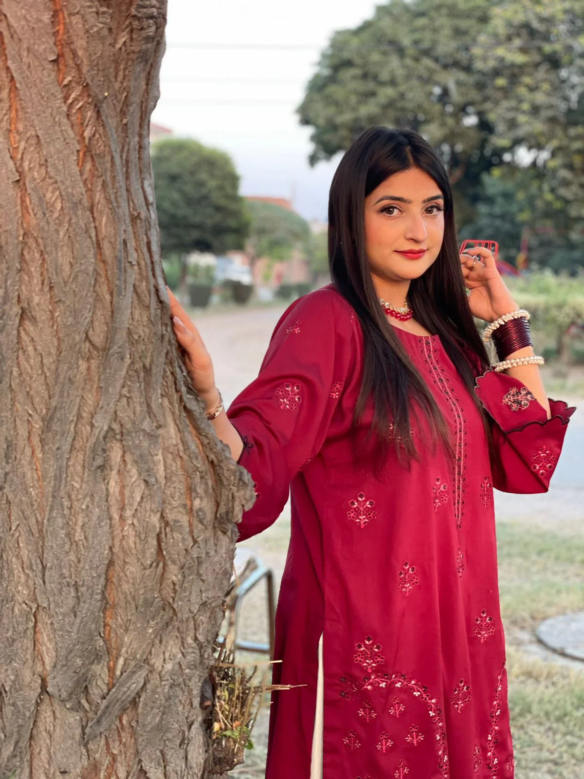 maroon chic