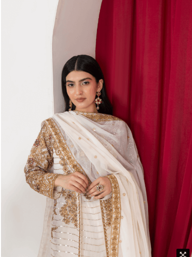 Elara Bloom White