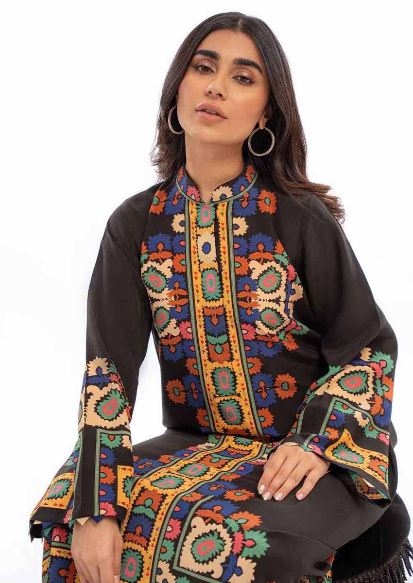 Black bold tunic
