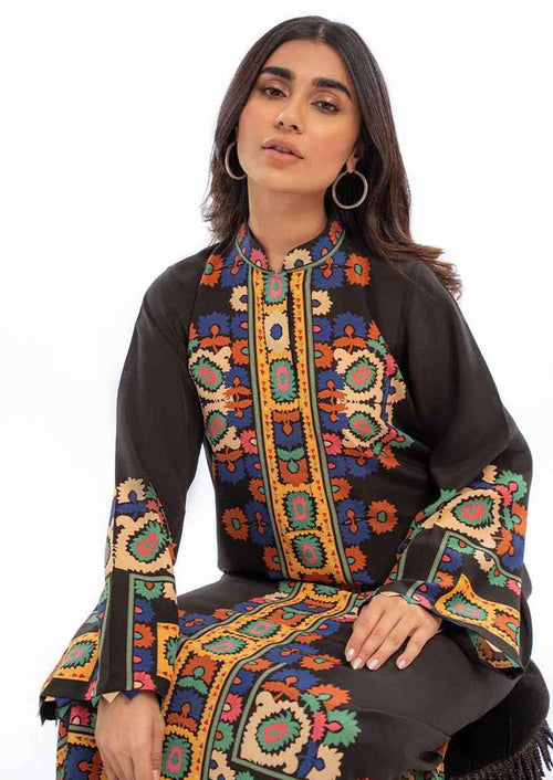 Black bold tunic