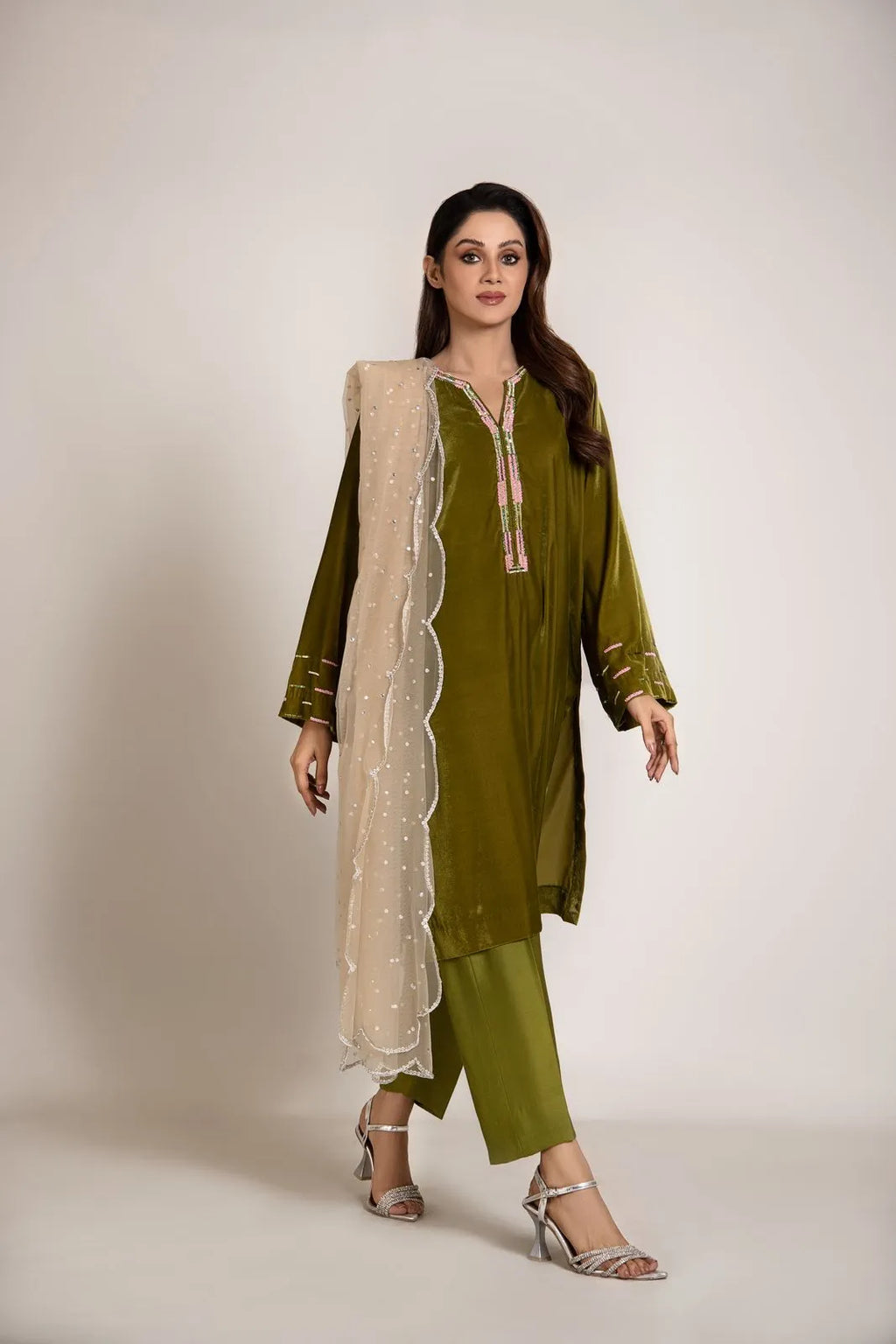 Noor Olive Green