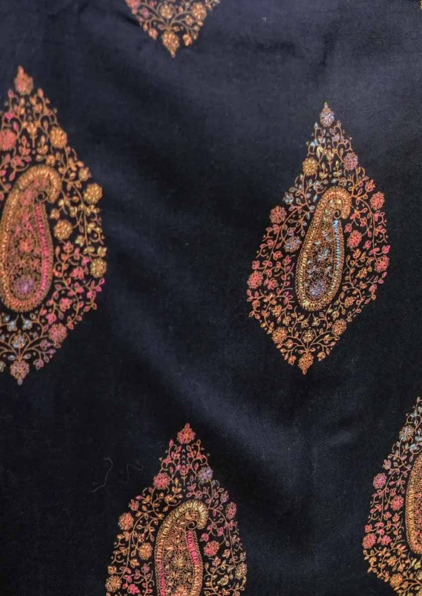 Black Shawl