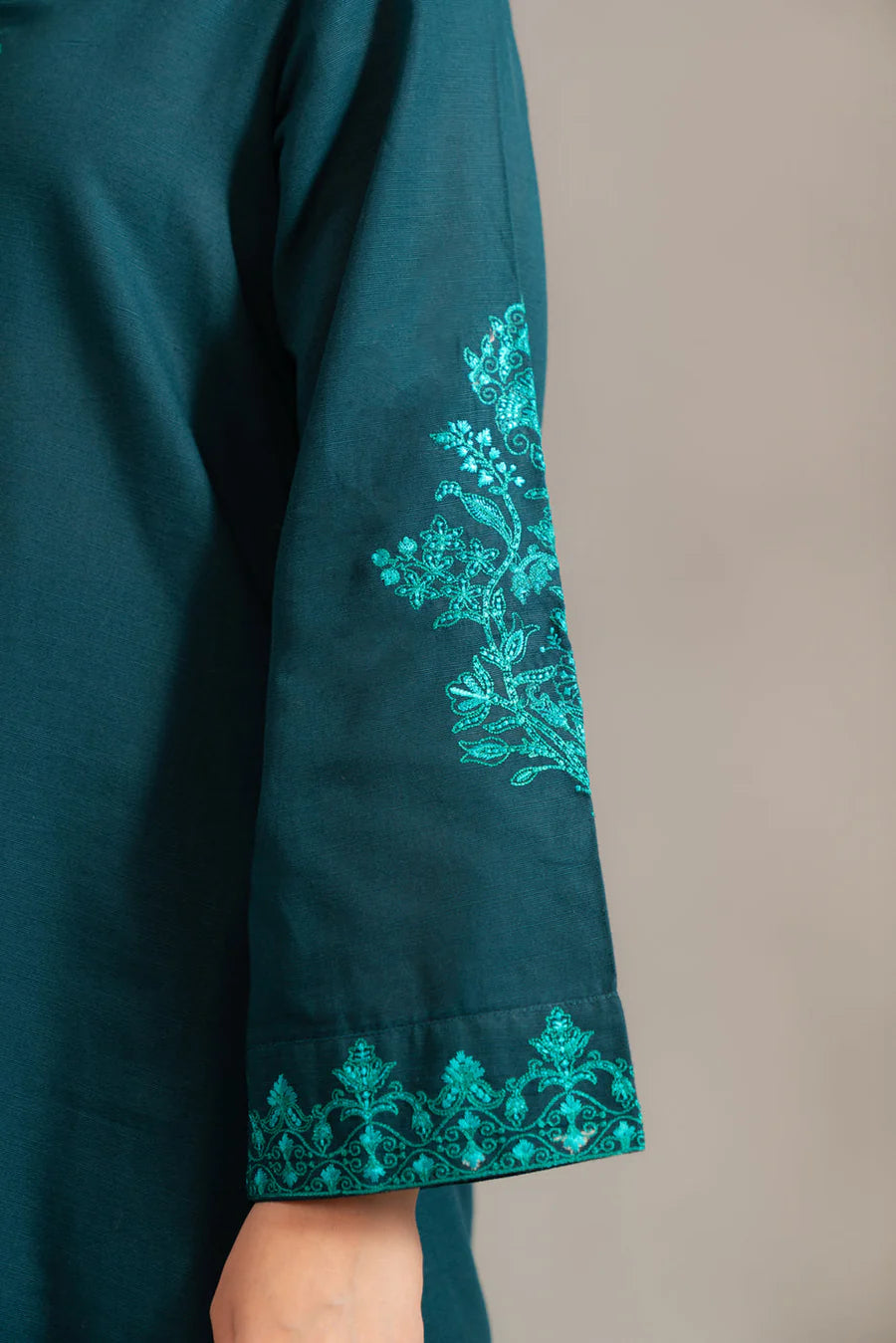 Arzu Teal