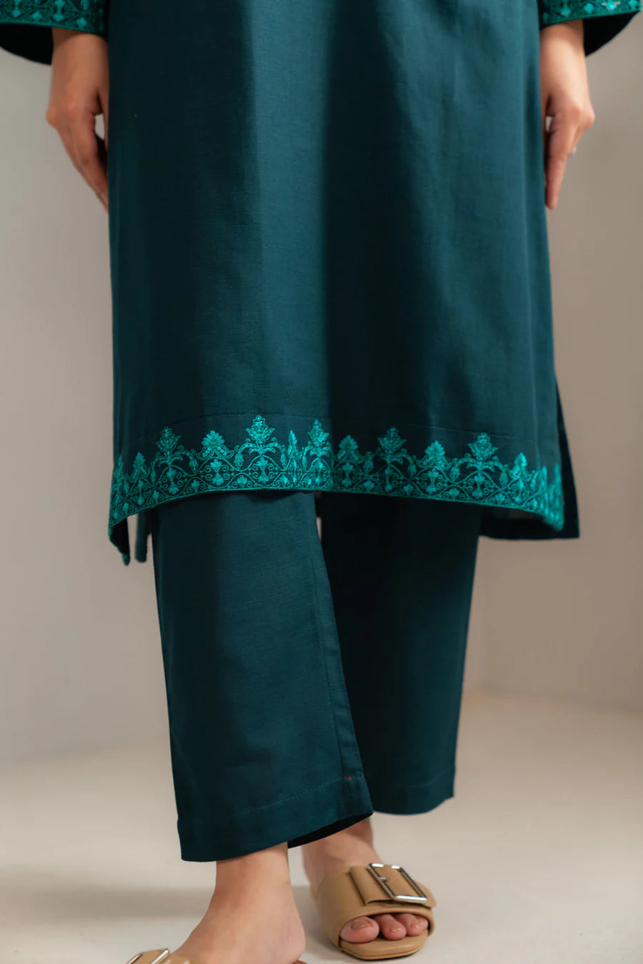 Arzu Teal