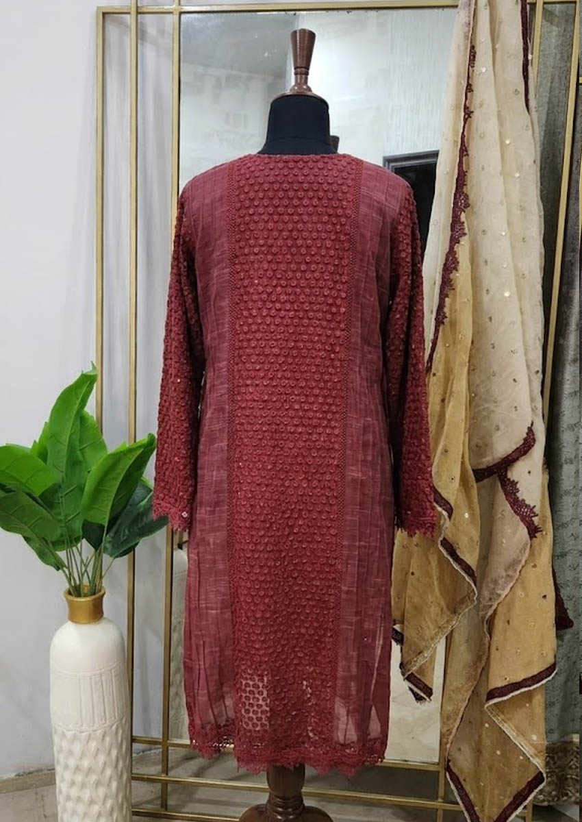 Mehrosh Maroon
