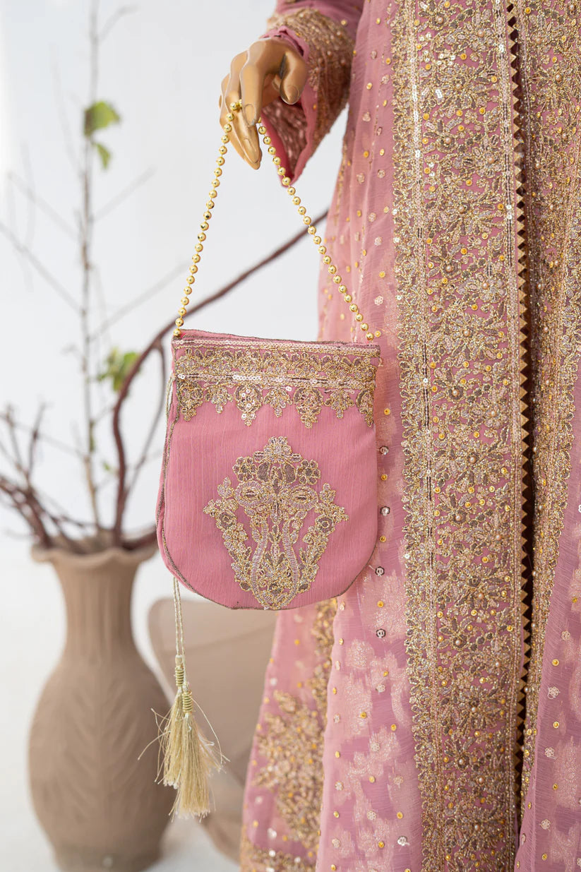 Muneeha T Pink