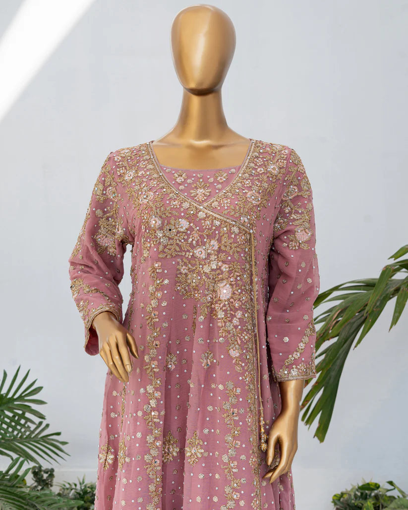 Mahira T pink
