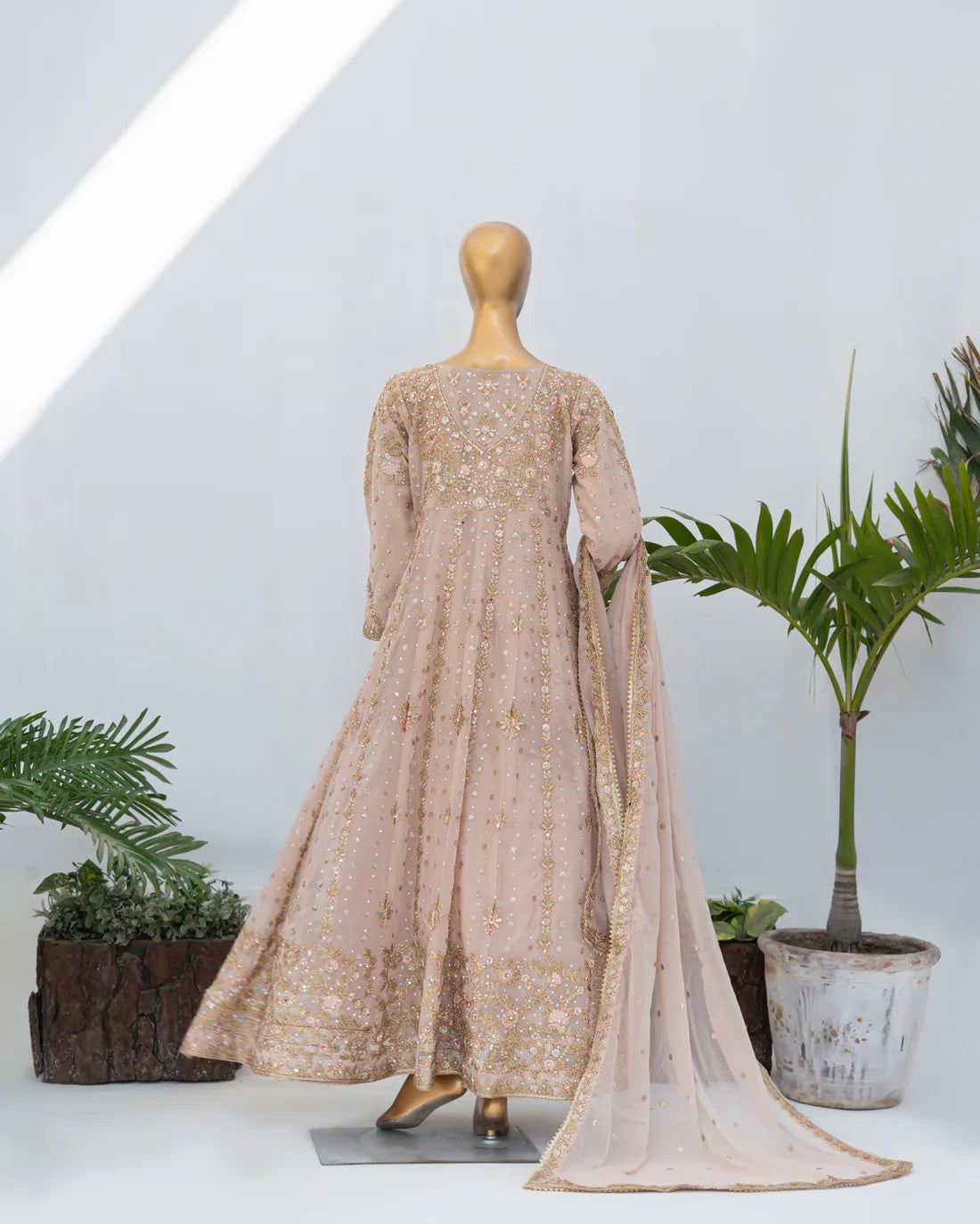 Mahira Peach