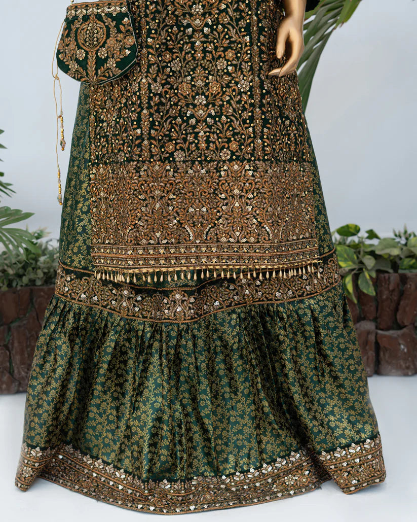 Zunairah Bottle greenss