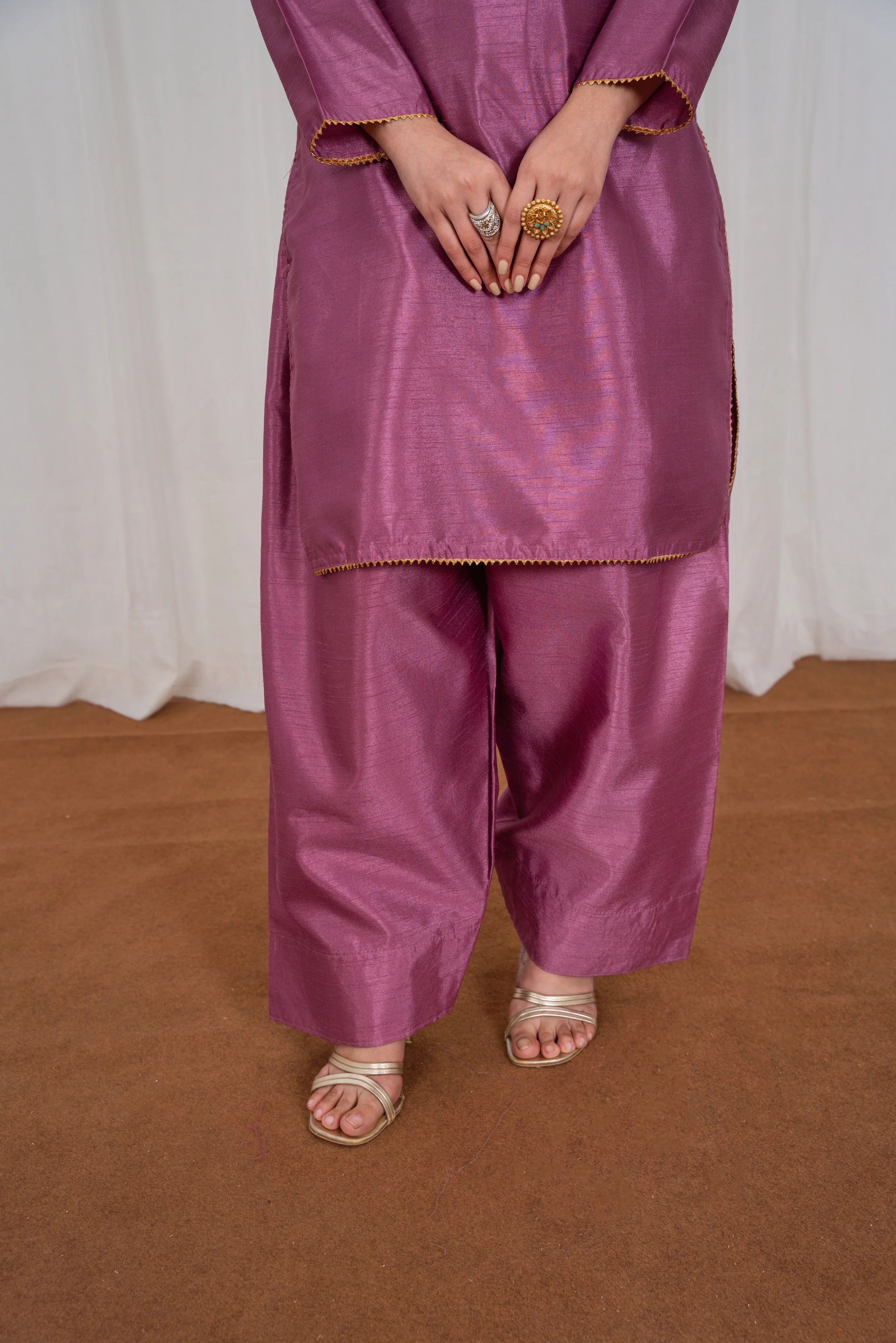 Narin Plum Rose