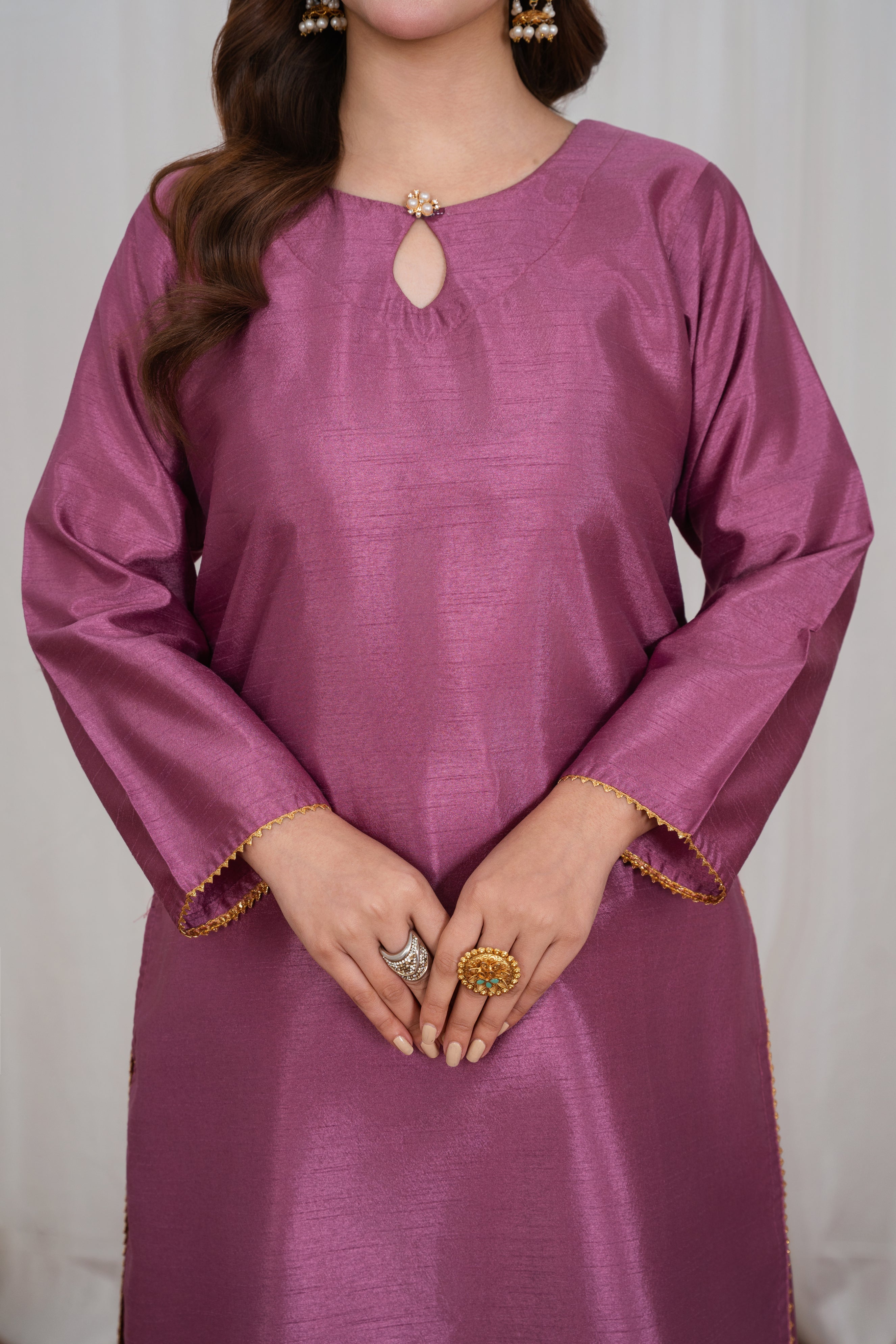 Narin Plum Rose