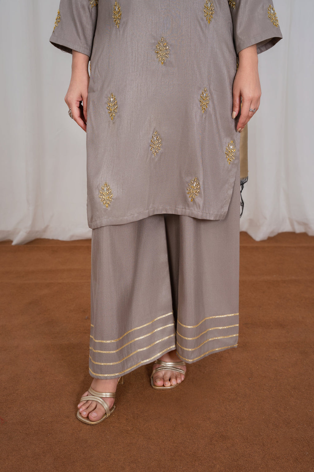 IZEL Raw Silk