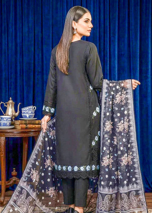 ELEGANT BLACK EMBROIDERED KURTA SET
