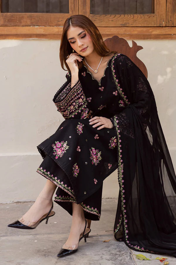 VIRA BLACK