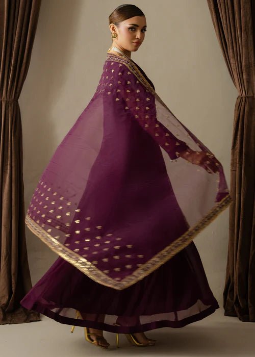 Pernia