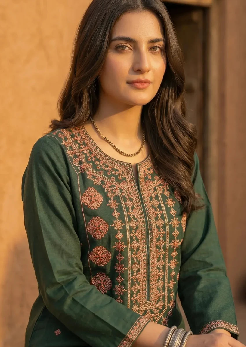 Dasht green