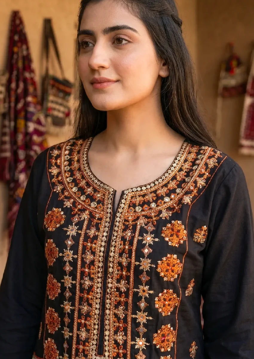 Dasht black