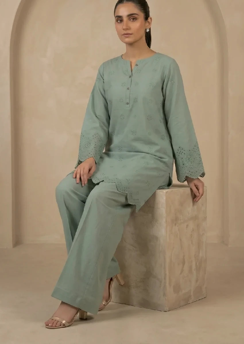 Dusty green