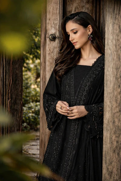 Izel black