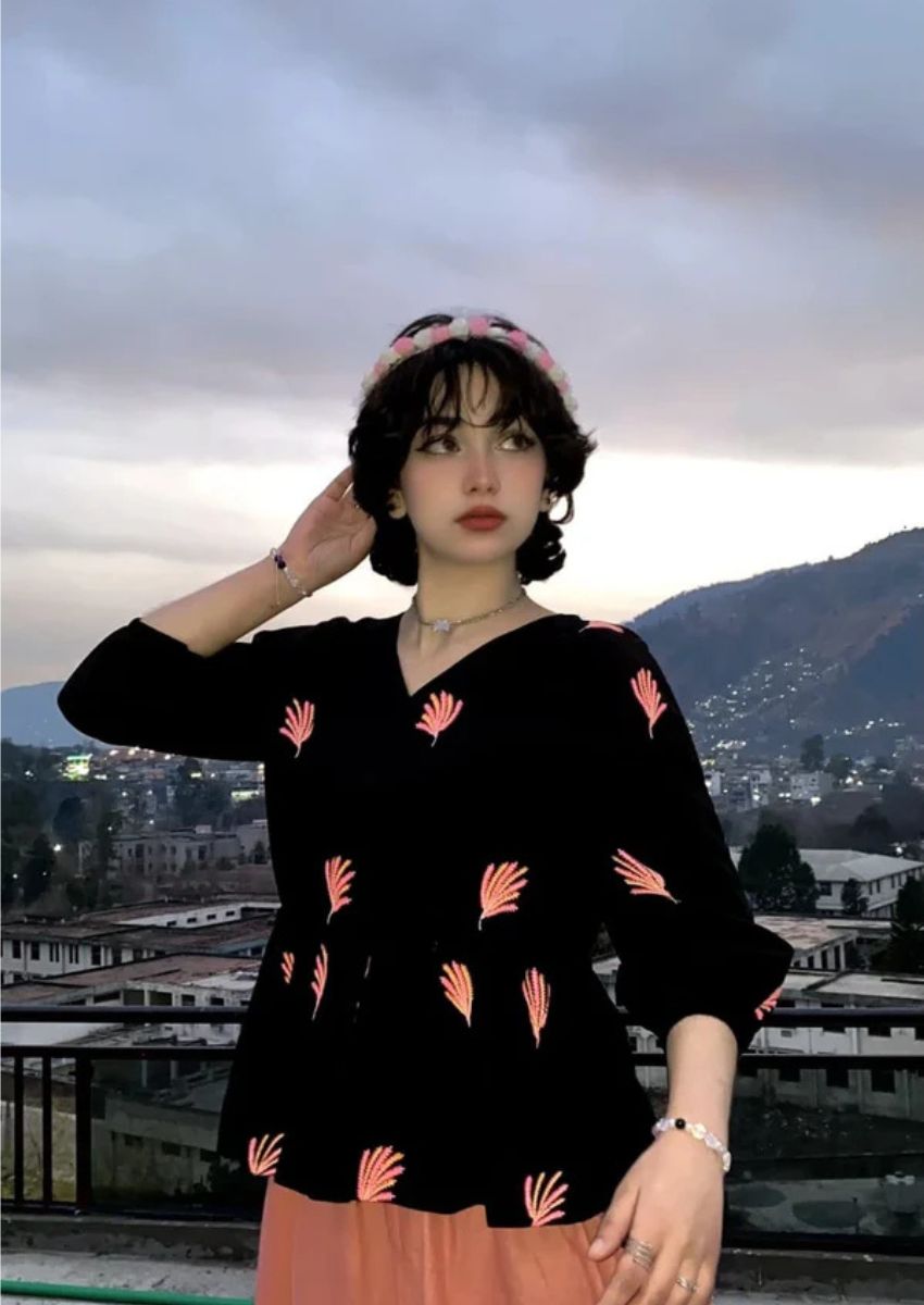 Peach Aura