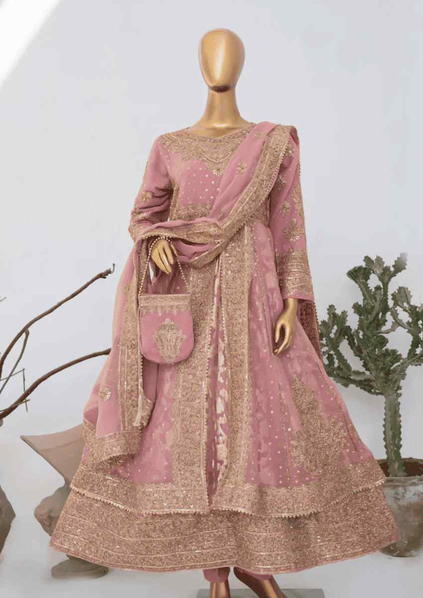 Muneeha T Pink