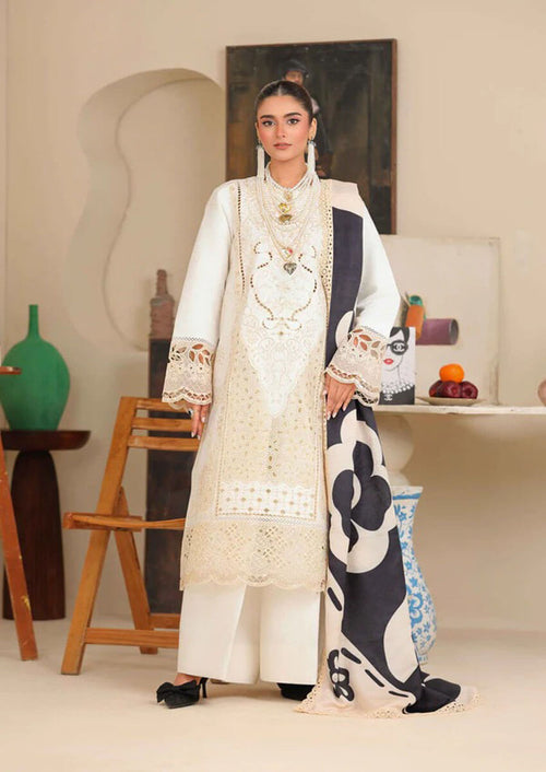CAMEO EMBROIDERED