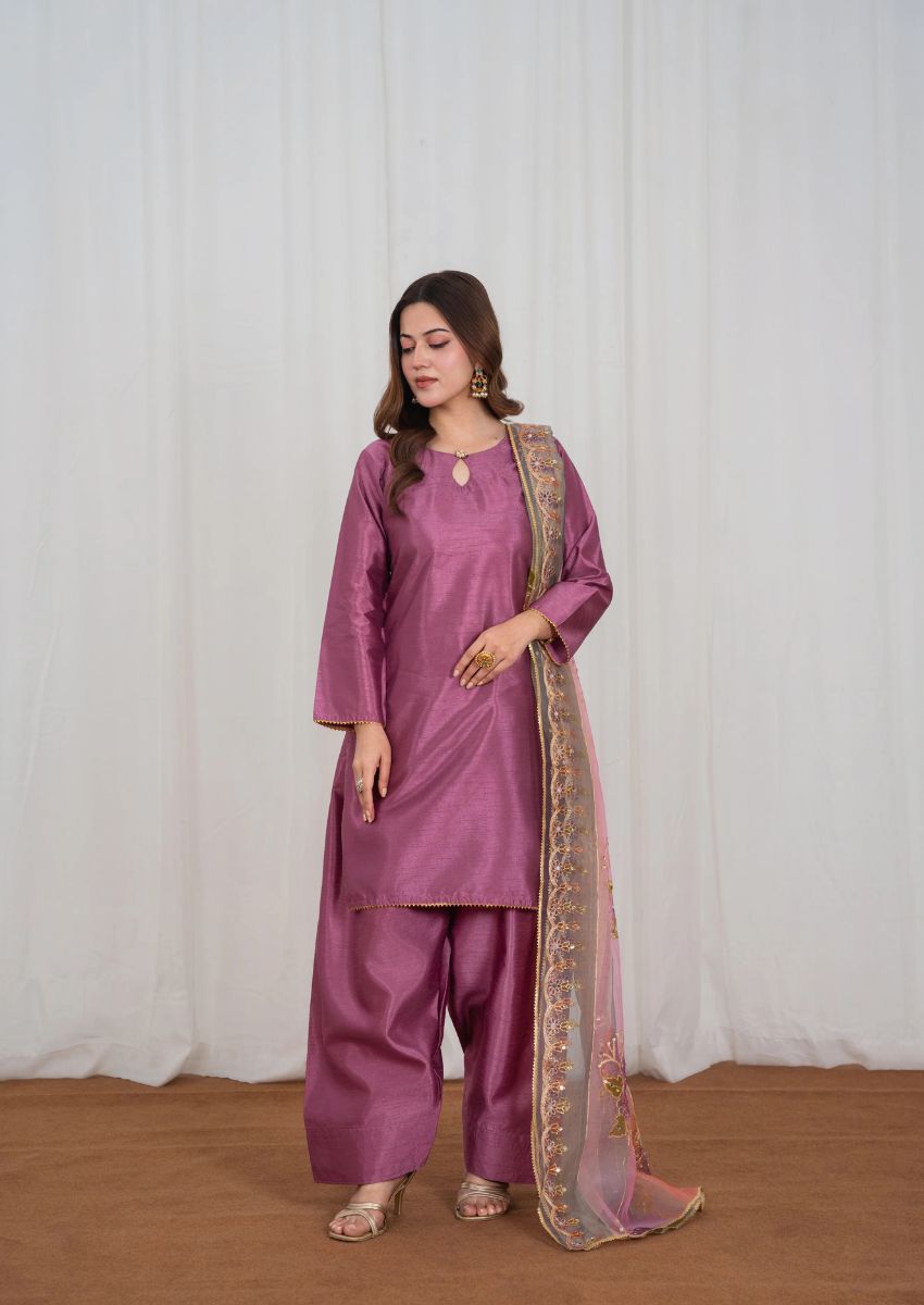 Narin Plum Rose