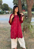 maroon chic
