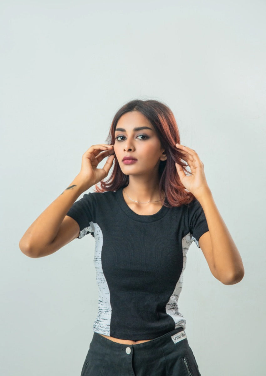 Color Block Cropped T shirt