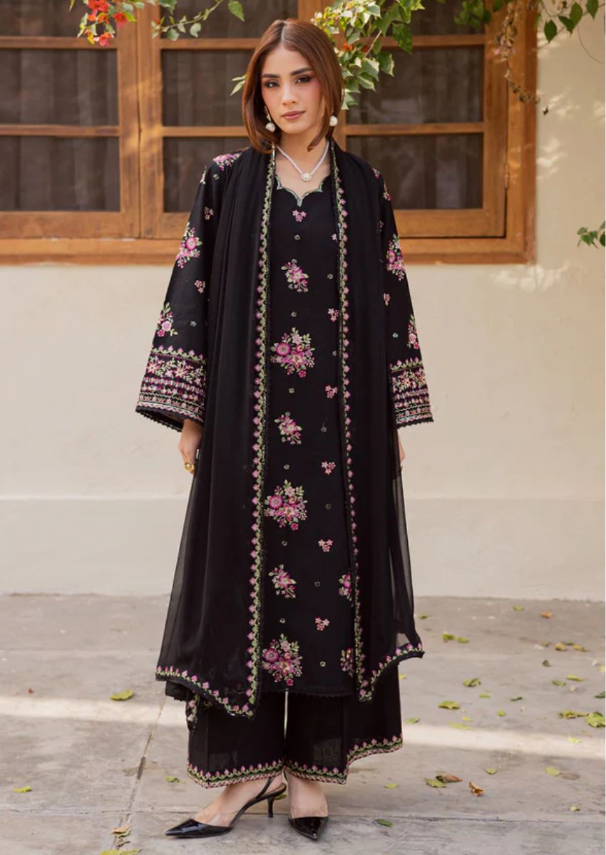 VIRA BLACK
