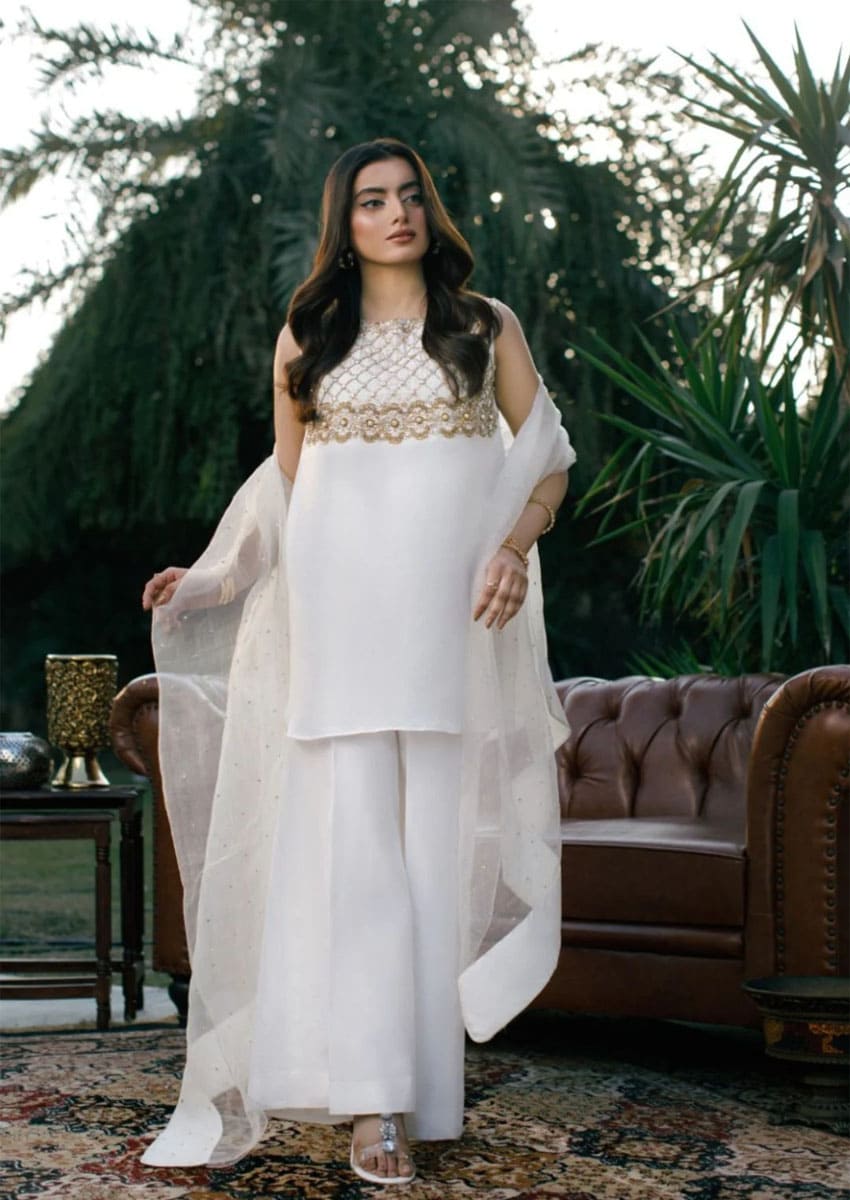 MEARA LUXURY
