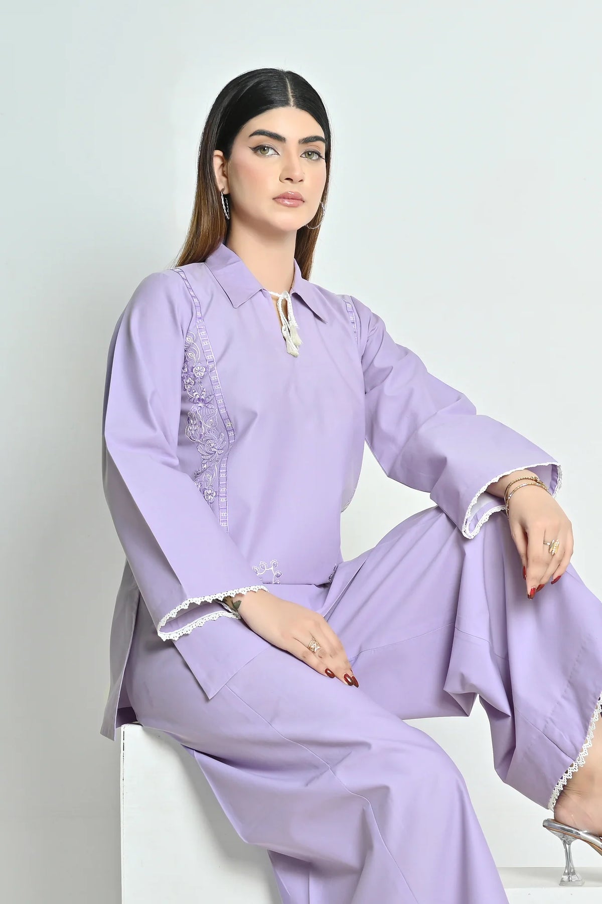 Abeer – Embroidered 2-Piece Kurta Set