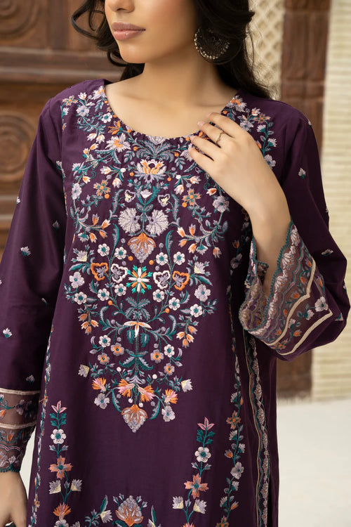 3 Piece Embroidered Lawn Suit