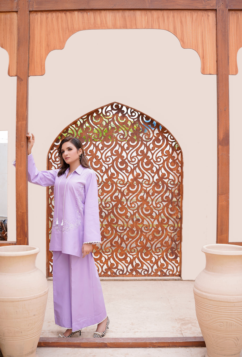 Abeer – Embroidered 2-Piece Kurta Set