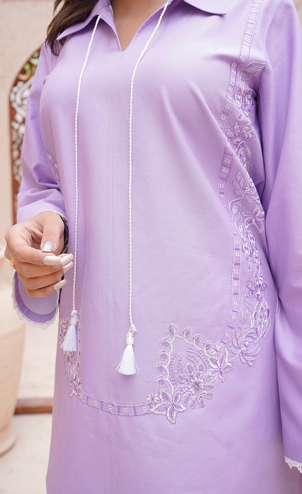 Abeer – Embroidered 2-Piece Kurta Set